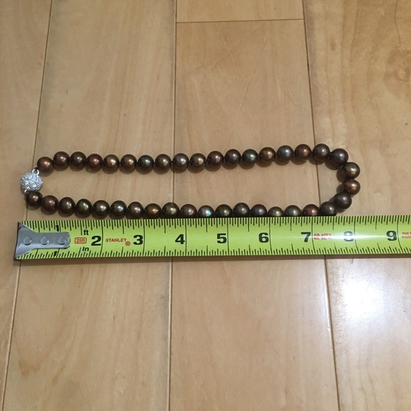 Copper colored cultured freshwater pearl necklace - Picture 4 of 6